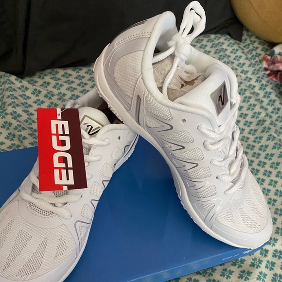 Varsity Spirit cheer shoes - Picture 4 of 4